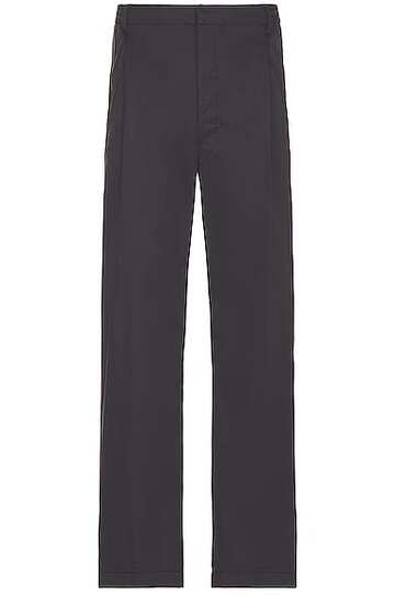 lemaire easy pleated pants in charcoal