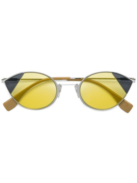 Fendi Eyewear cat-eye tinted sunglasses in silver