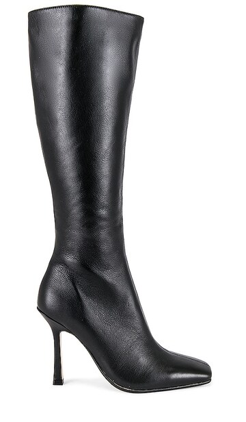 tony bianco havana heeled boot in black