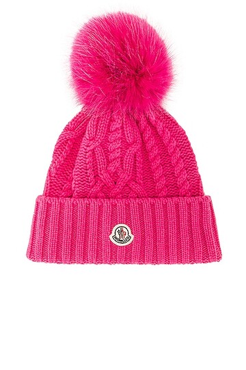 moncler faux fur beanie in pink