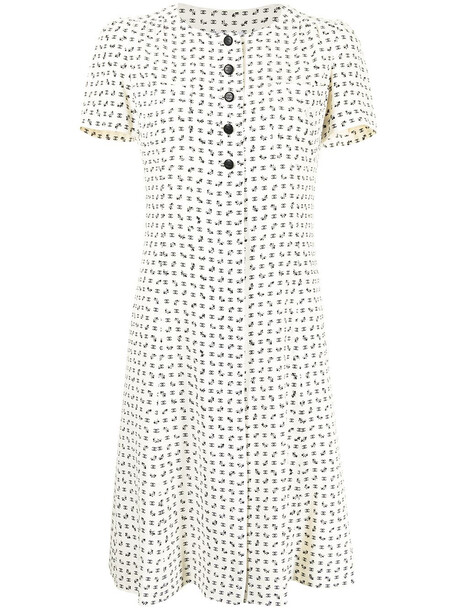Chanel Pre-Owned 1997 logo bee print flared dress - White