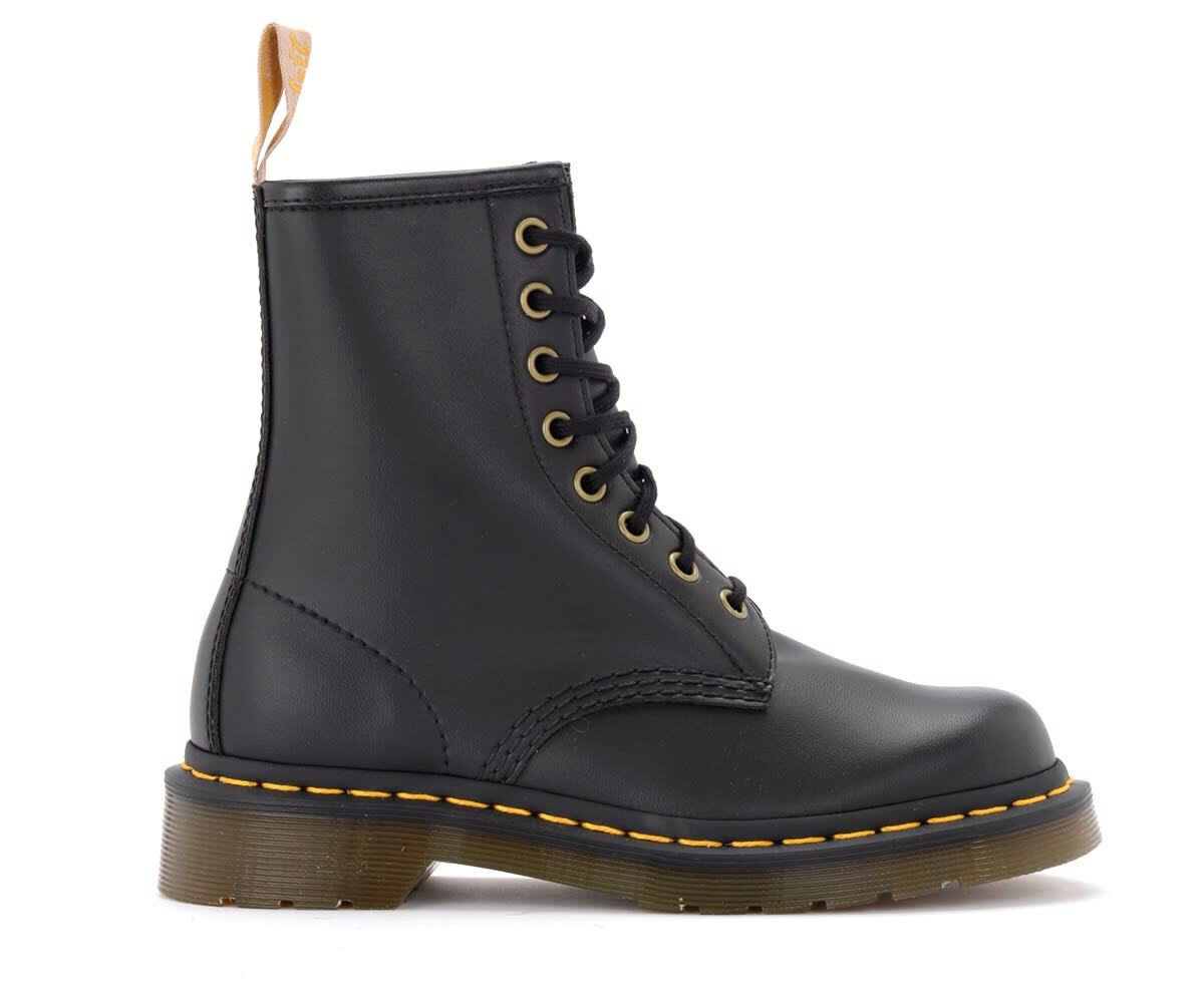 Dr. Martens 8-holes Combat Boot Made Of Black Vegan Leather in nero