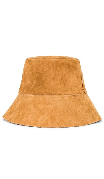 lack of color on the rocks hat in tan