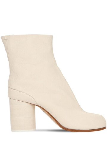 MAISON MARGIELA 80mm Tabi Vintage Leather Ankle Boots in cream