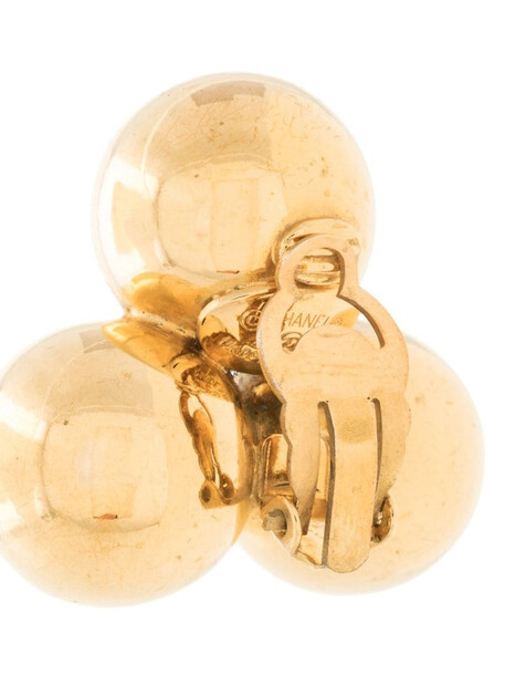 Chanel Pre-Owned logo three-spheres clip-on earrings in gold