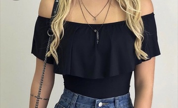 t-shirt,black,off the shoulder,off the shoulder top,cute,outfit,outfit idea