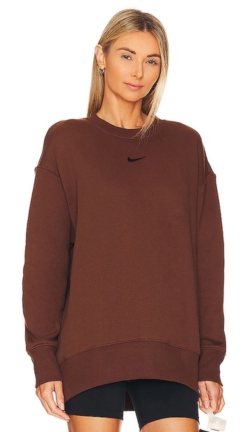 nike nsw fleece crewneck sweatshirt in brown in black