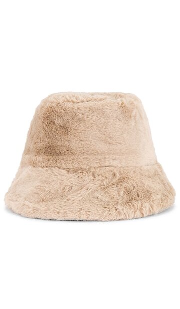 hat attack faux fur bucket in tan