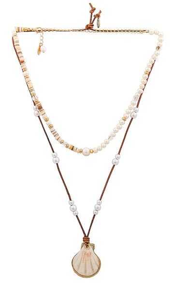 ettika statement shell necklace in ivory