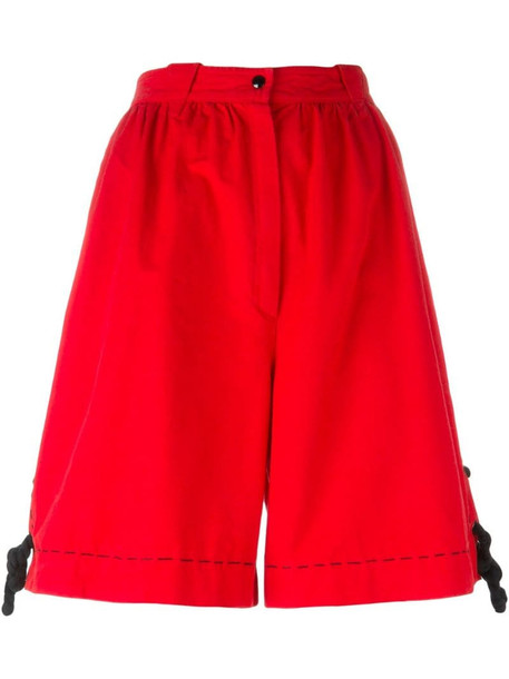 Thierry Mugler Pre-Owned wide leg shorts in red