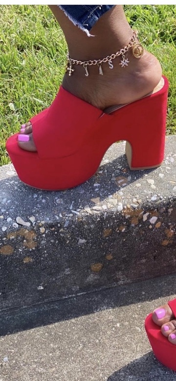shoes,red,platform shoes,heels,mules