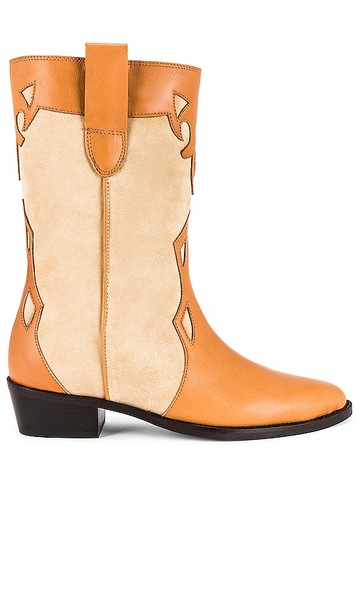 TORAL Two Tone Boot in Tan in camel / sand