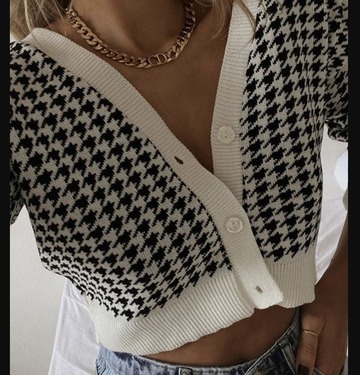 sweater,cardigan,houndstooth,black and white,white,black