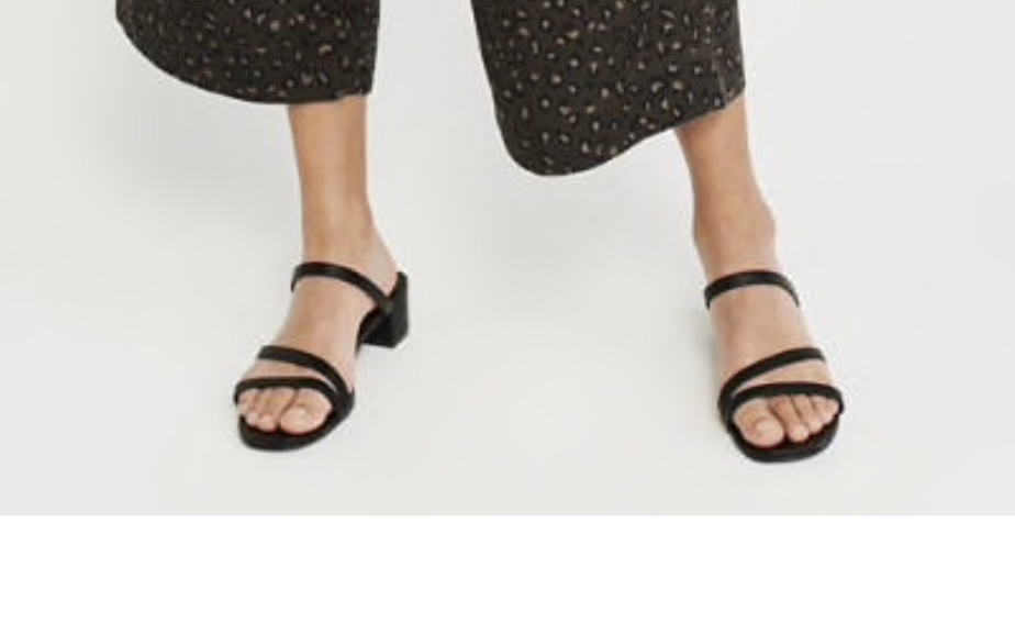 abercrombie sandals