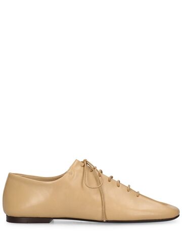 lemaire 10mm souris leather lace-up shoes in beige
