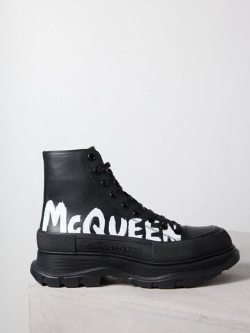 alexander mcqueen - tread slick leather boots - mens - black white