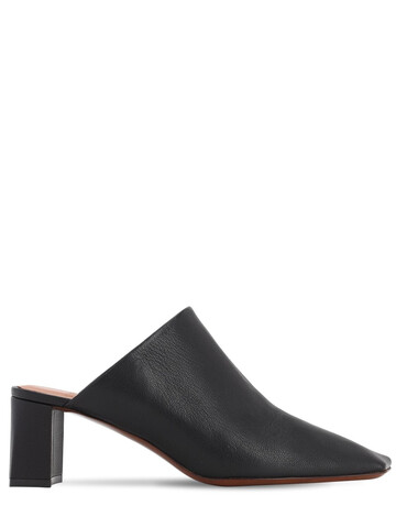 VETEMENTS 60mm Boomerang Leather Mules in black