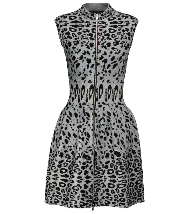 AlaÃ¯a Leopard jacquard minidress in grey