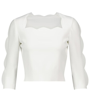 alaã¯a scalloped stretch-knit sweater in white