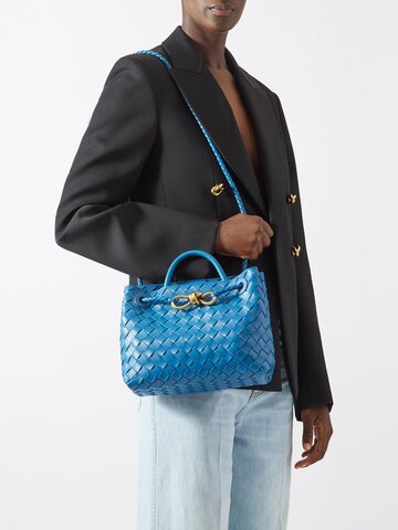 bottega veneta - andiamo small intrecciato-leather handbag - womens - blue