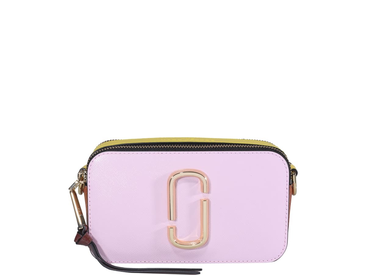 Marc Jacobs The Snapshot Crossbody Bag in pink
