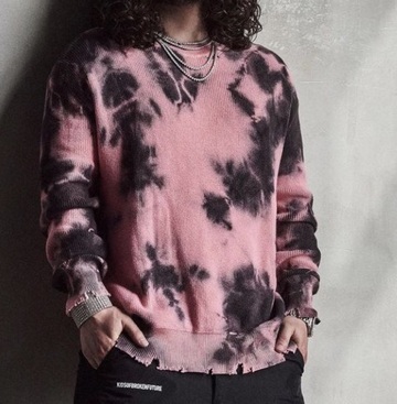 sweater,pink,black,rips,pullover
