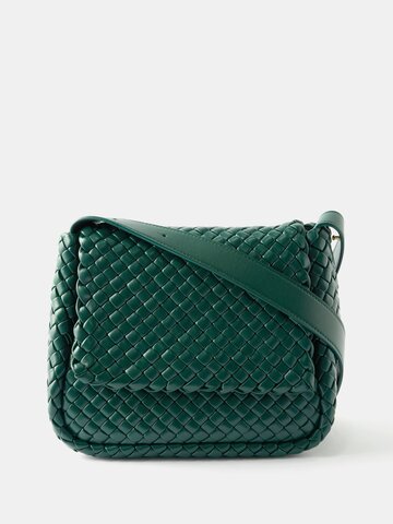 bottega veneta - cobble small intrecciato-leather shoulder bag - womens - emerald
