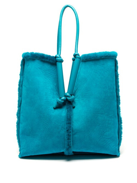 Bottega Veneta - Bolster Reversible Shearling Oversized Tote Bag - Womens - Blue