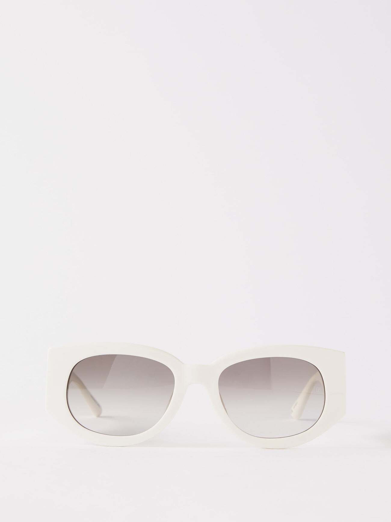 Linda Farrow - Debbie Oval Acetate Sunglasses - Womens - White Grey