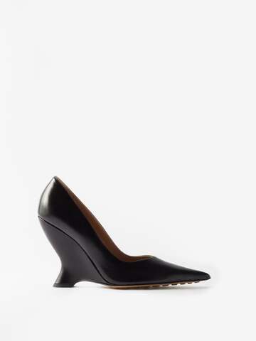 bottega veneta - punta wedge-heel leather pumps - womens - black