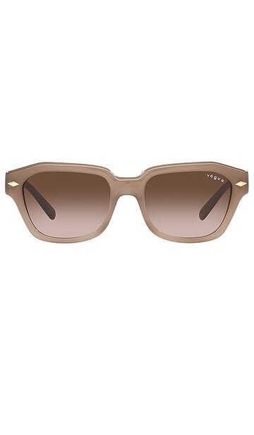 Vogue Eyewear x Hailey Bieber Square Sunglasses in Beige in brown