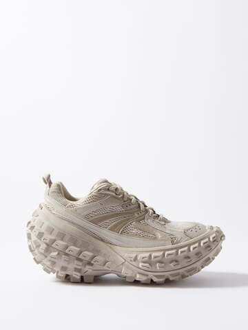 balenciaga - defender exaggerated-sole trainers - womens - beige