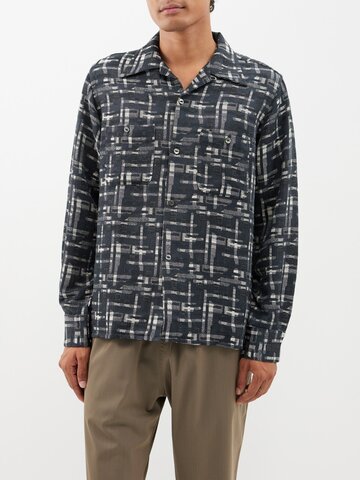 needles - abstract-jacquard patch-pocket textured shirt - mens - black multi