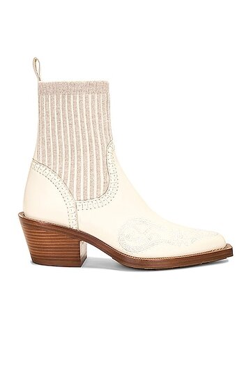 chloe nellie ankle boot in cream