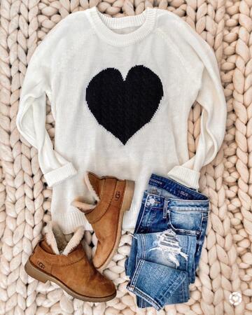 mrscasual,blogger,sweater,jeans,shoes,sunglasses,bag,ugg boots,ripped jeans,heart sweater,winter outfits