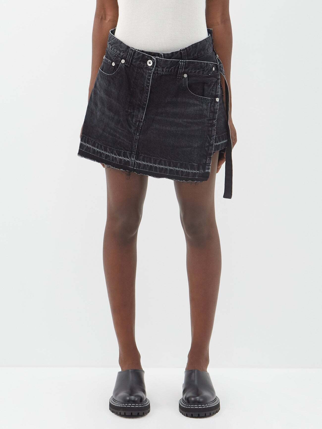 Sacai - Asymmetric-front Tie-side Denim Shorts - Womens - Black