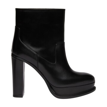 Alexander Mcqueen Leather ankle boots in black