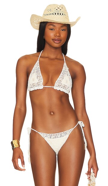 it's now cool the shell triangle bikini top in white