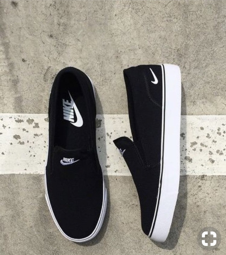 shoes nike black white