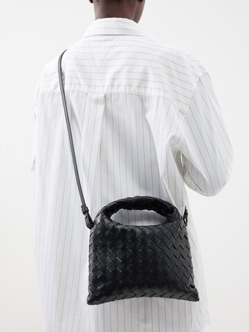 bottega veneta - intrecciato-leather cross-body bag - womens - black