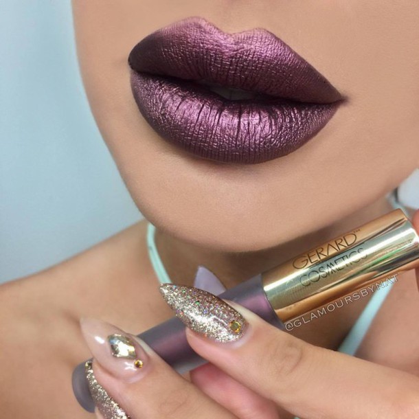 jrlu2x-l-610x610-make-metallic+lipstick-metallic-lipstick-lips-dark+lipstick-purple-purple+lipstick-nail+polish-gold+nails.jpg