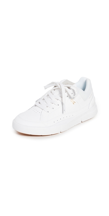 on the roger centre court sneakers white/gum 5