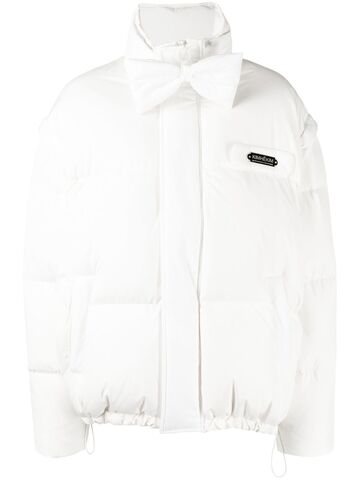 kimhekim logo-patch puffer jacket - white