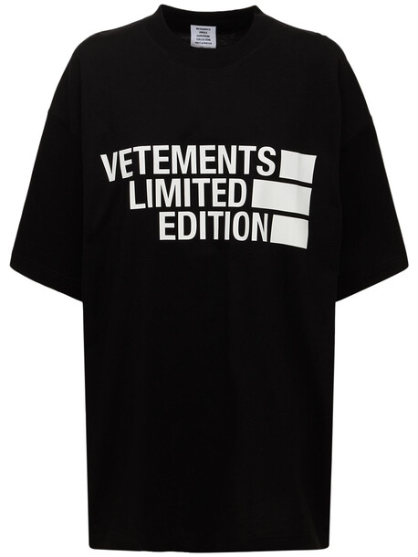 VETEMENTS Cotton Logo Limited Edition T-shirt in black