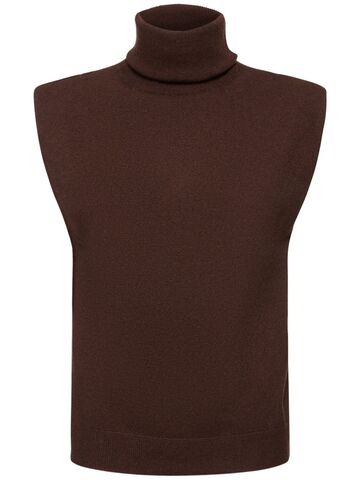 the frankie shop nadia thin padded sleeveless vest in brown