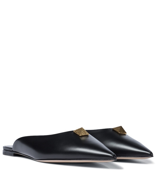 Exclusive to Mytheresa â Valentino Garavani Roman Stud leather slippers in black