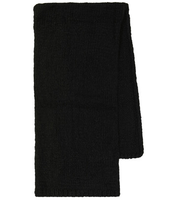 The Row Agou cashmere scarf in black
