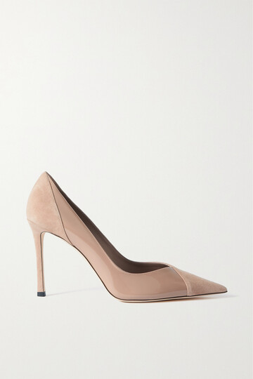 jimmy choo - cass 95 suede and patent leather pumps - neutrals