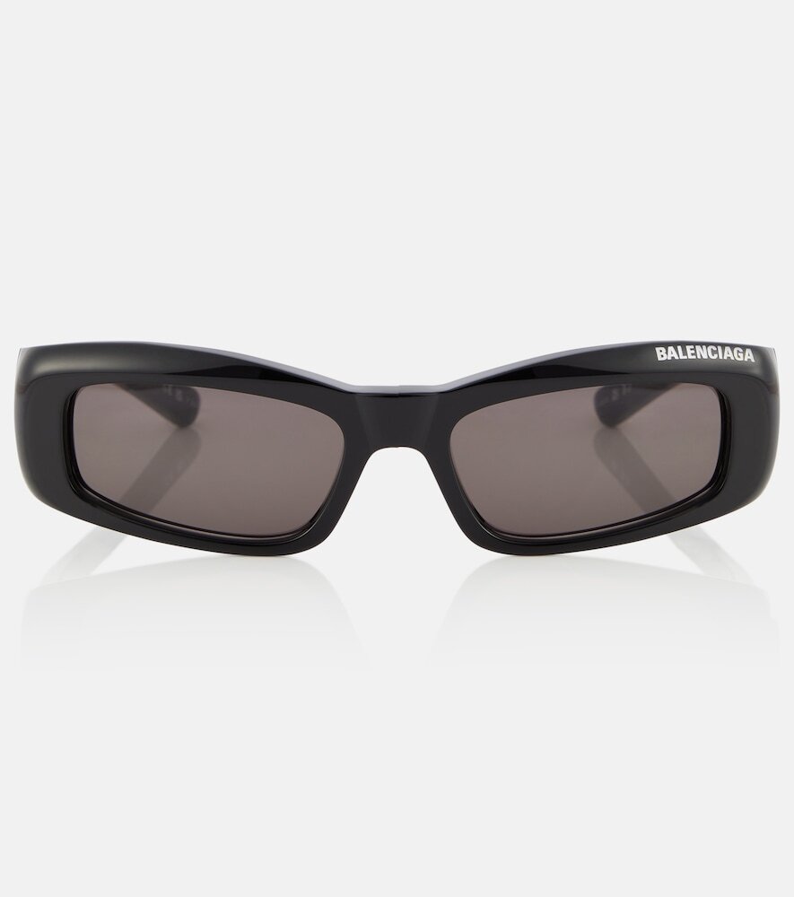 Balenciaga Rectangular sunglasses in black