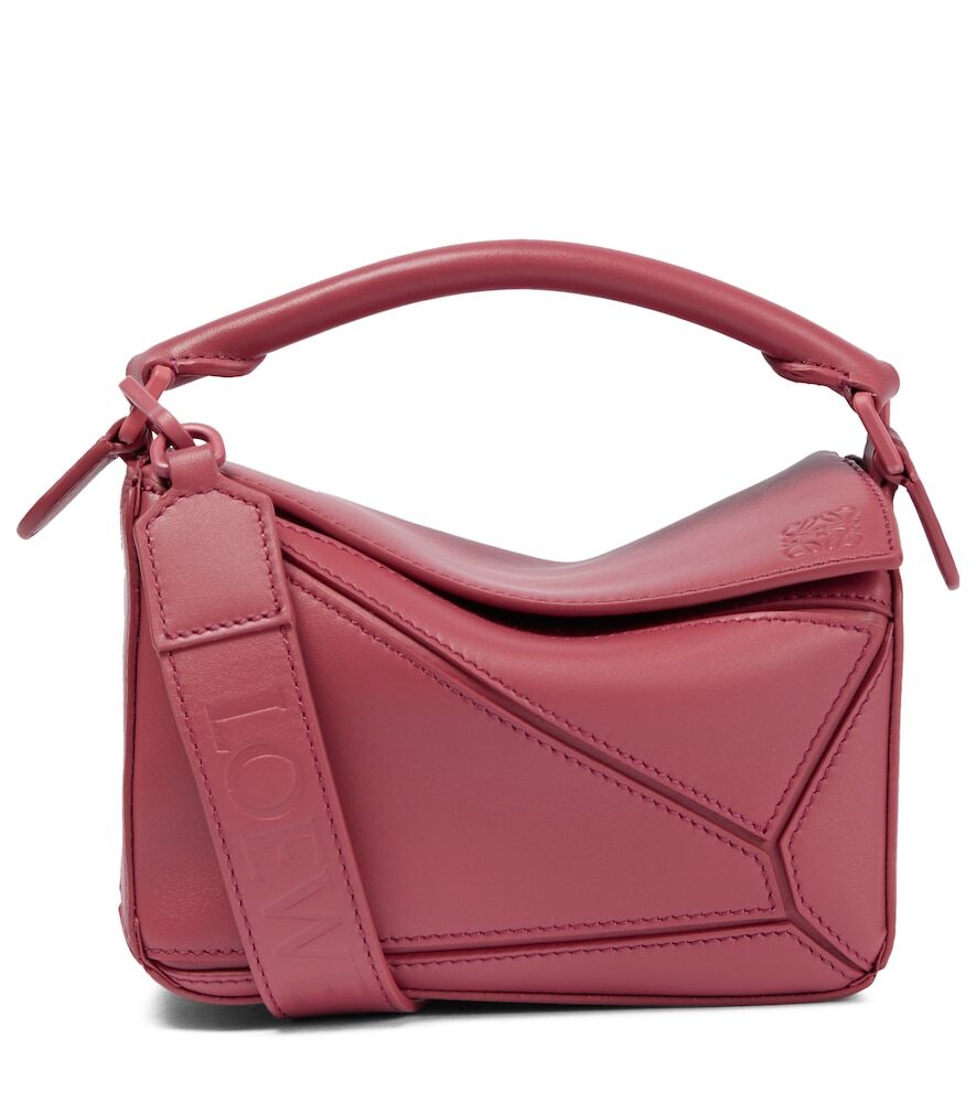 Loewe Puzzle Mini leather shoulder bag in pink